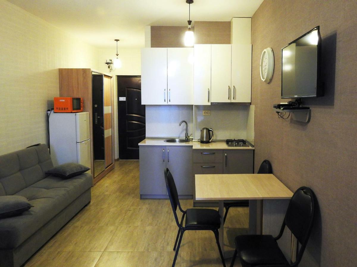 Real Palace Apartment Batumi Bagian luar foto